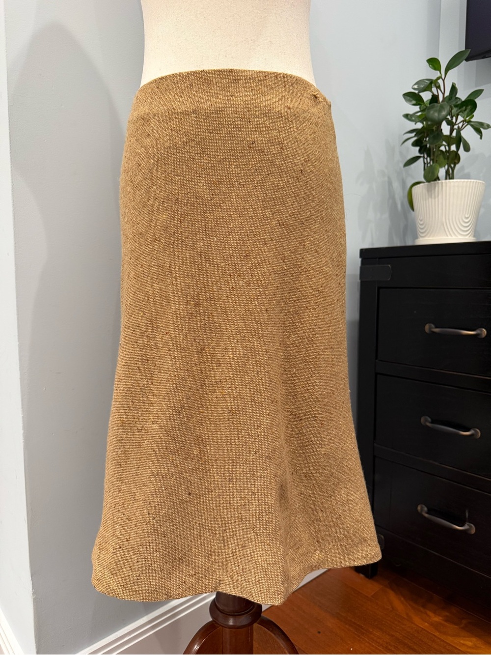 Max Studio Wool A-Line Midi Skirt Camel Brown Size 6 - Y2K